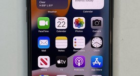 Mint
													Apple iPhone 11 Pro Max - Unlocked, Green, 256 GB, A2161, photo 1 of 7