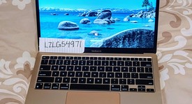 Good
													MacBook Air 2020 - 13" - Apple M1, Gold, 256 GB, 8 GB, photo 1 of 7