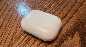 Used
													Apple AirPods Pro - Wireless Case, photo 5 of 14