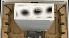 Mint
													Xbox Series S (2020) - White, 512 GB, photo 3 of 6