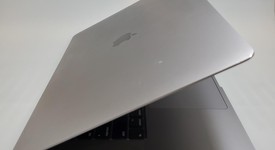 Fair
													MacBook Pro 2019 - 16" - I7, Gray, 512 GB, 16 GB, photo 2 of 4