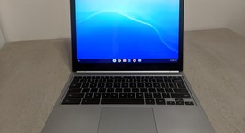 Good
													Chromebook Pixel 2nd Gen - I7, Silver, 64 GB, 16 GB, LS 2015, photo 1 of 4