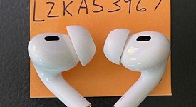 Used
													Apple AirPods Pro 2 - USB-C, photo 5 of 5