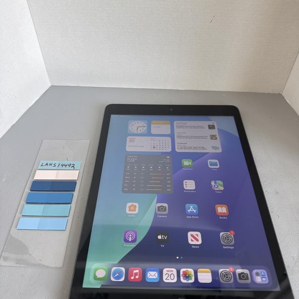 Apple iPad (9th Gen) - Wi-Fi, 64 GB, Gray, A2602