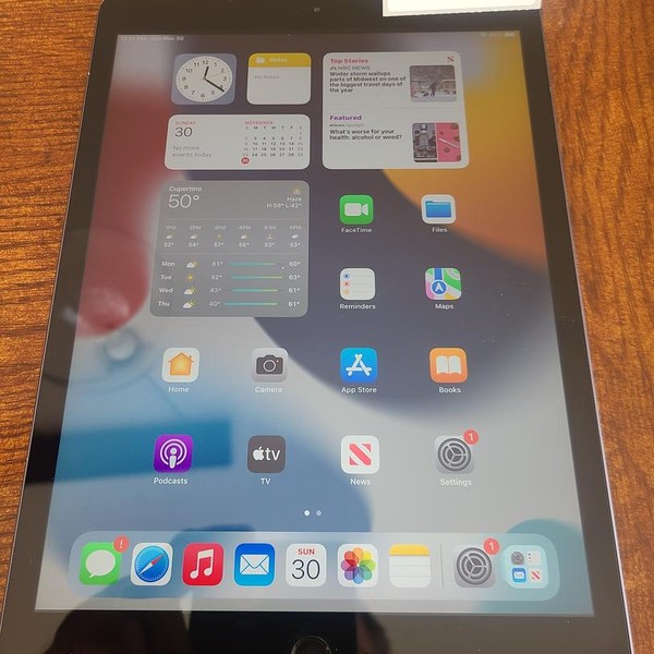 Apple iPad 8th Gen - Wi-Fi, 32 GB, Gray, A2270