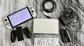 Mint
													Nintendo Switch - OLED - White, 64 GB, photo 4 of 9