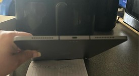 Mint
													Apple iPad Air 5th Gen - Unlocked, Gray, 64 GB, A2589, photo 3 of 7