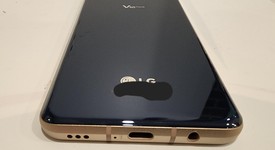 Mint
													LG V60 ThinQ 5G - US Cellular, Blue, 128 GB, 8 GB, photo 3 of 5