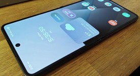 Mint
													Samsung Galaxy Z Flip7 - Unlocked, Jet Black, 512 GB, 12 GB, SM-F766U1, photo 3 of 14