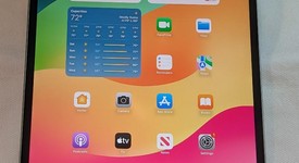 Good
													Apple iPad Pro 10.5" - T-Mobile, Gray, 64 GB, photo 1 of 4