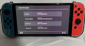 Good
													Nintendo Switch - OLED - Red & Blue, 64 GB, photo 4 of 9