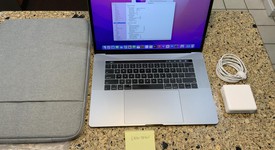 Mint
													MacBook Pro 2018 (With Touch Bar) - 15" - I7, Gray, 512 GB, 32 GB, photo 1 of 8
