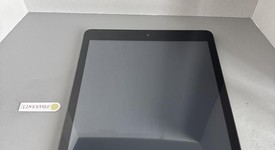 Good
													Apple iPad 9th Gen - Unlocked, Gray, 64 GB, A2603, photo 2 of 6