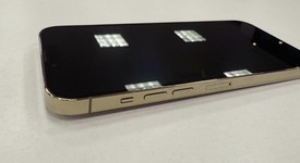 Good
													Apple iPhone 13 Pro Max - Unlocked, Gold, 128 GB, A2484, photo 4 of 9