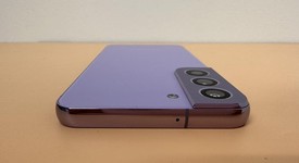 Good
													Samsung Galaxy S22 - Unlocked Non-US, Violet, 128 GB, 8 GB, SM-S901B/DS, photo 5 of 8