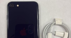 Mint
													Apple iPhone SE 3rd Gen 2022 - Unlocked, Midnight, 64 GB, A2595, photo 1 of 9