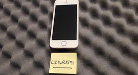 Good
													Apple iPhone SE 1st Gen 2016 - Unlocked, Rose Gold, 64 GB, A1662, photo 2 of 6