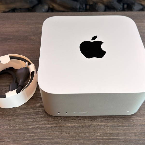 Mac Studio 2025 - 8 TB, 128 GB, Apple M4 Max 16-core