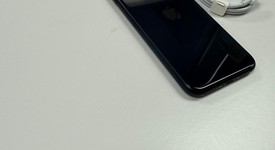 Mint
													Apple iPhone SE 3rd Gen 2022 - Unlocked, Midnight, 64 GB, A2595, photo 2 of 7