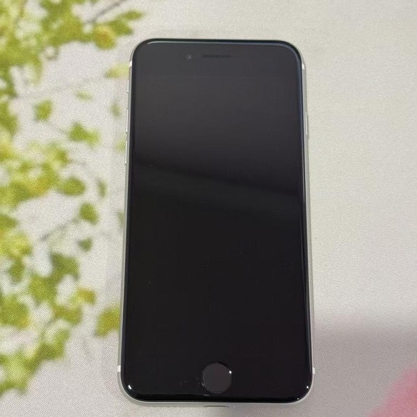 Apple iPhone SE 2nd Gen 2020 - Unlocked, 128 GB, White, A2275