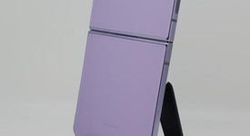 Good
													Samsung Galaxy Z Flip3 5G - T-Mobile, Lavender, 128 GB, 8 GB, SM-F711U, photo 2 of 5