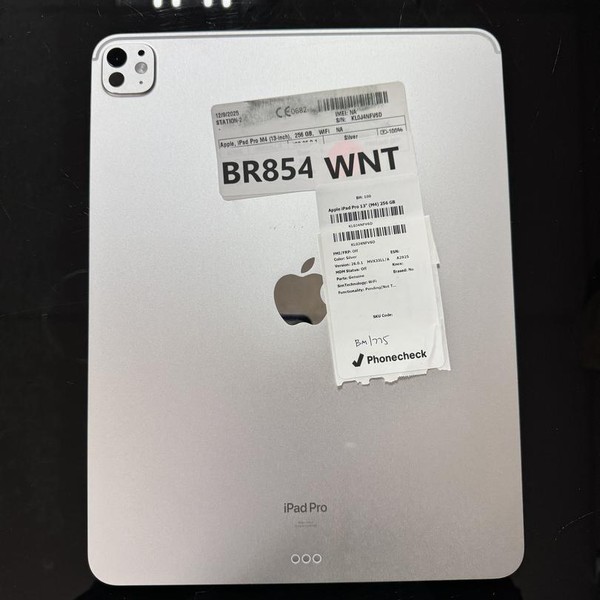Apple iPad Pro 13 inch (M4) 2024 - Wi-Fi, 256 GB, Silver, 8 GB, A2925, Standard Glass