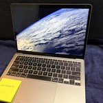 Good MacBook Air 2020 - 13 inch - 256 GB, Silver, 8 GB, Apple M1