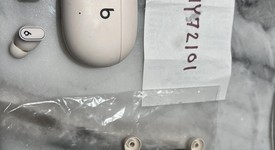 Used
													Beats Studio Buds - White, photo 1 of 1