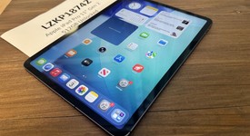 Good
													Apple iPad Pro 11" 2nd Gen 2020 - Unlocked, Gray, 512 GB, A2068, photo 1 of 5