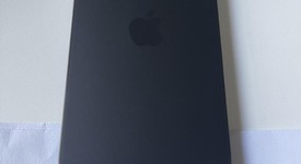 Mint
													Apple iPhone 15 Pro - Unlocked, Black, 128 GB, A2848, photo 2 of 7