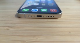 Good
													Apple iPhone 13 - Unlocked, Starlight, 256 GB, A2482, photo 3 of 13