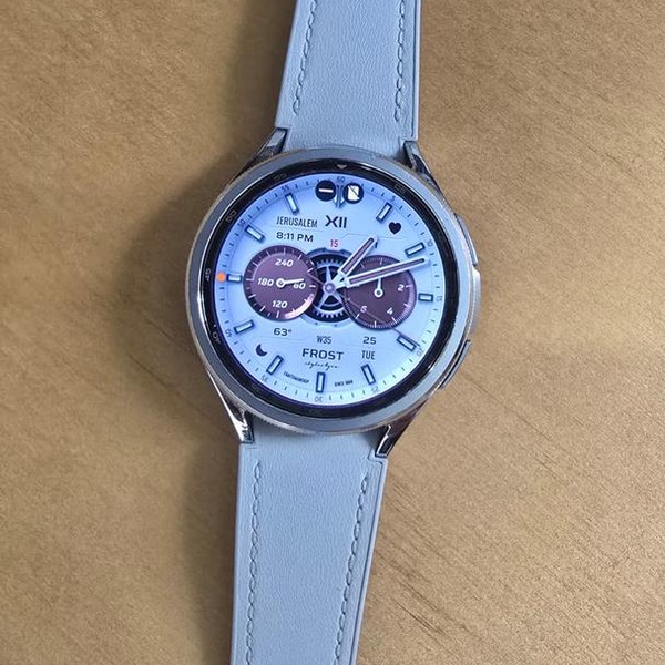 Samsung Galaxy Watch6 Classic - Wi-Fi, Silver, 47mm