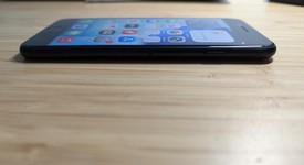 Fair
													Apple iPhone SE 3rd Gen 2022 - Unlocked, Midnight, 64 GB, A2595, photo 4 of 13