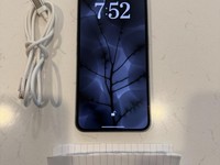 Nothing Phone (2)
