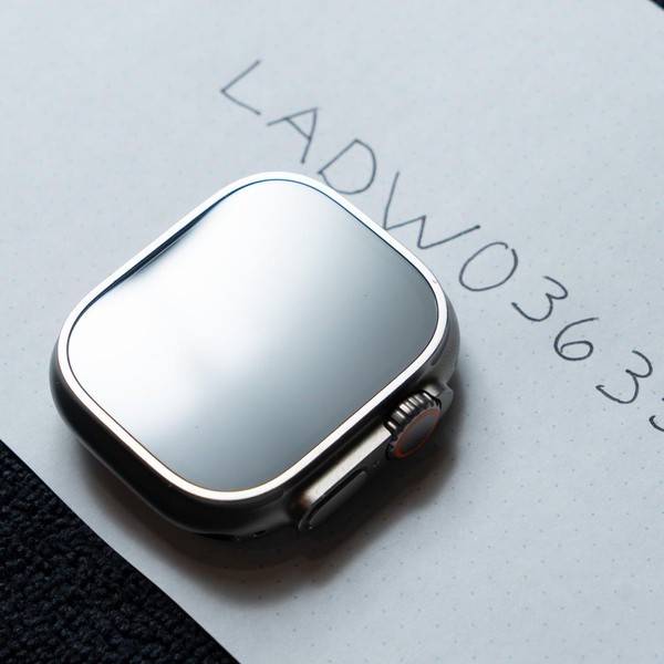 Apple Watch Ultra 49mm - Unlocked, Titanium, A2622