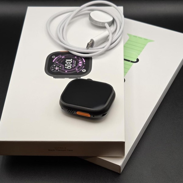 Apple Watch Ultra 3 49mm - Unlocked, Black, A3281