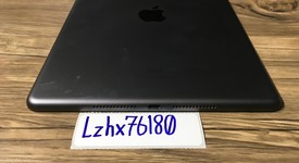 Good
													Apple iPad 7th Gen - Unlocked, Gray, 128 GB, A2200, photo 4 of 7