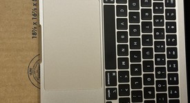 Good
													MacBook Air 2022 - 13" - Apple M2, Starlight, 256 GB, 8 GB, photo 2 of 11
