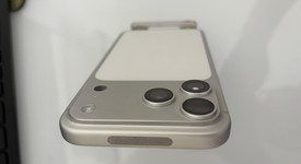 Mint
													Apple iPhone 17 Pro Max - AT&T, Silver, 256 GB, A3257, photo 3 of 9