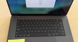 Mint
													MacBook Pro Late 2023 (M3) - 16" - Apple M3 Pro 12-core, Black, 512 GB, 36 GB, 18-core GPU, photo 1 of 9