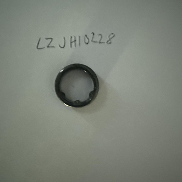 Oura Ring Gen 3 - Black, Size 8, Horizon
