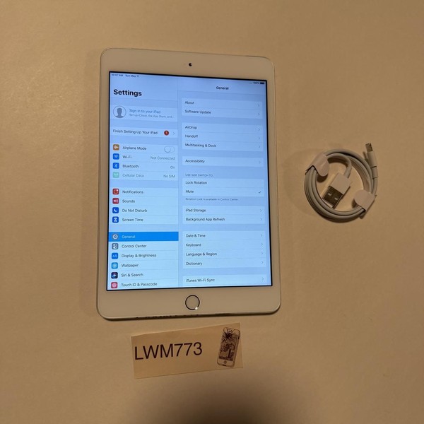 Apple iPad Mini 3 - Unlocked, 128 GB, Silver, A1600