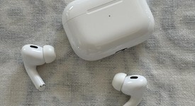 Used
													Apple AirPods Pro 2nd Gen - USB-C, photo 3 of 6
