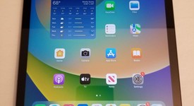 Good
													Apple iPad 8th Gen - Unlocked, Gray, 32 GB, A2428, photo 1 of 3