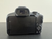 Canon EOS R50