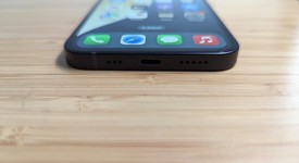 Fair
													Apple iPhone 12 - Unlocked, Black, 64 GB, A2172, photo 3 of 14