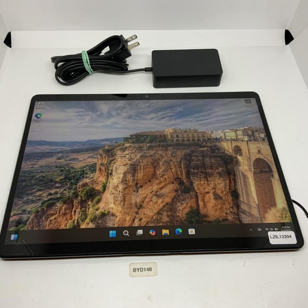 Microsoft Surface Pro 8 - I7, Graphite, 512 GB, 16 GB