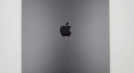 Good
													Apple iPad Pro 13" (M4) 2024 - Unlocked, Black, 256 GB, 8 GB, A2926, Standard Glass, photo 2 of 6