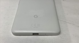 Fair
													Google Pixel 2 - Verizon, White, 64 GB, Verizon Edition, photo 3 of 9