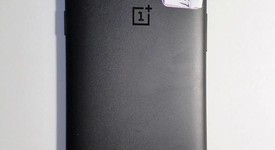 Mint
													OnePlus 5 - Unlocked, Black, 128 GB, 8 GB, A5000, photo 3 of 4